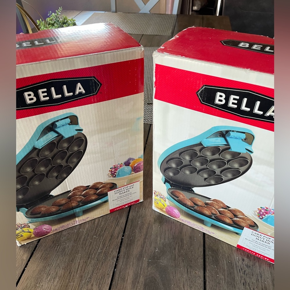 Cake Pop and Donut Hole Maker, Treat Maker, Easy Non Stick, Bella, Used in Box, - Picture 11 of 11